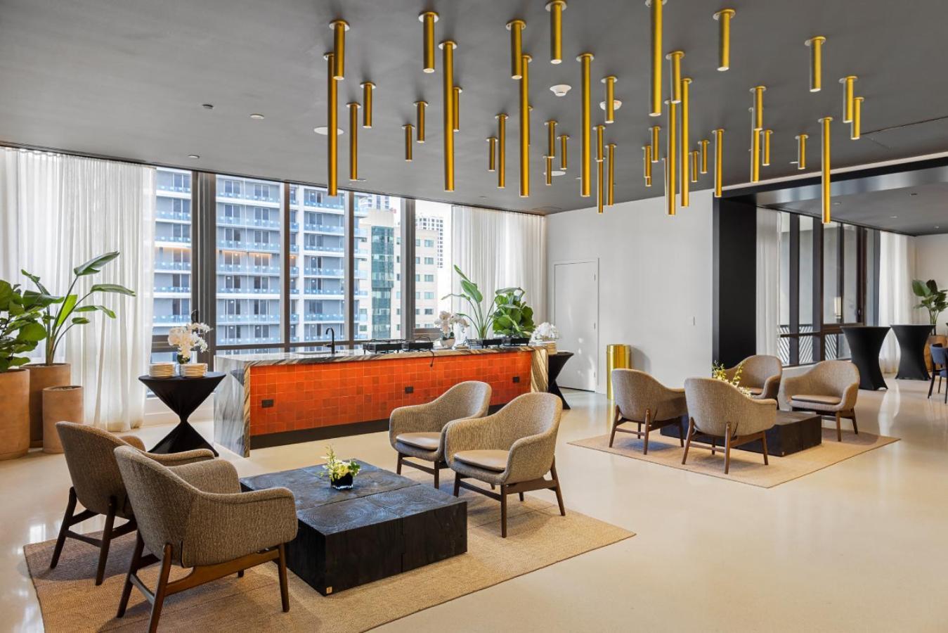 3013 Kaseya Center For 4 People With Pool And Gym * Miami