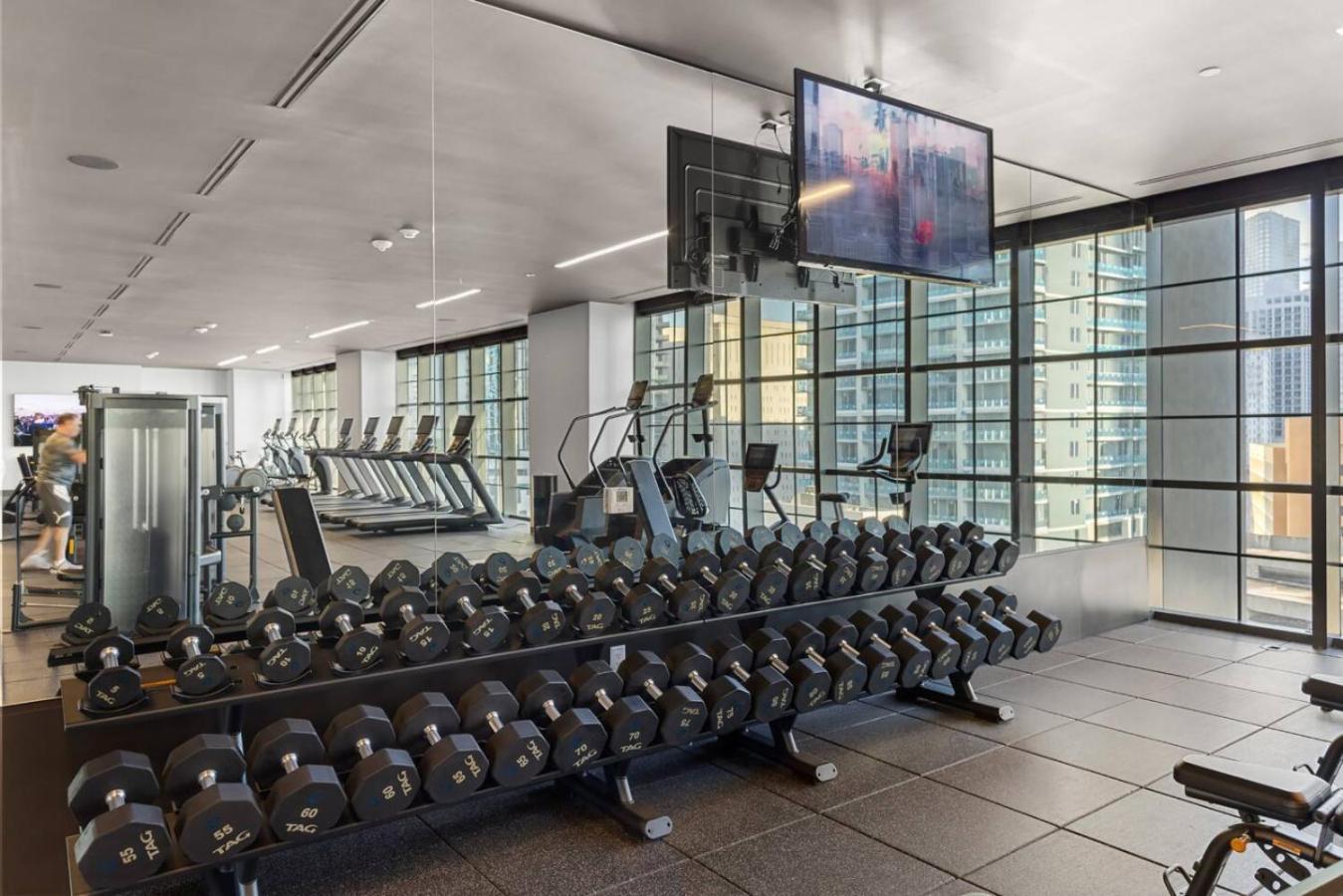 Hébergement de vacances 3013 Kaseya Center For 4 People With Pool And Gym Miami