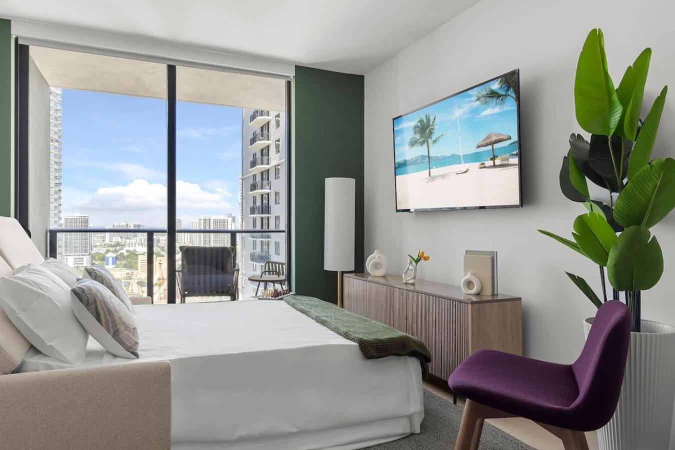 3013 Kaseya Center For 4 People With Pool And Gym Hébergement de vacances *